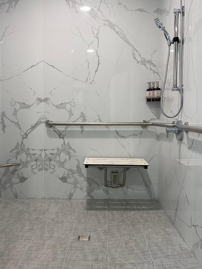 Accessible Budget Queen Room interior